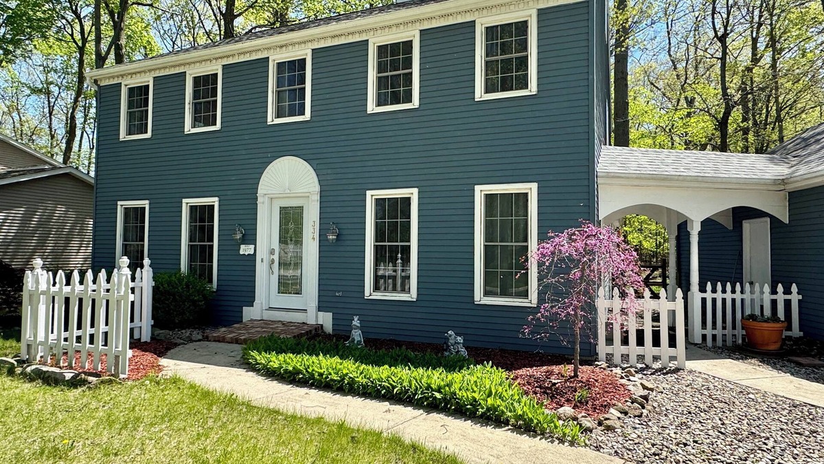 Bryan House | The Big Blue House – Spacious Bryan Retreat w/Game Room & Dog-Friendly Yard
