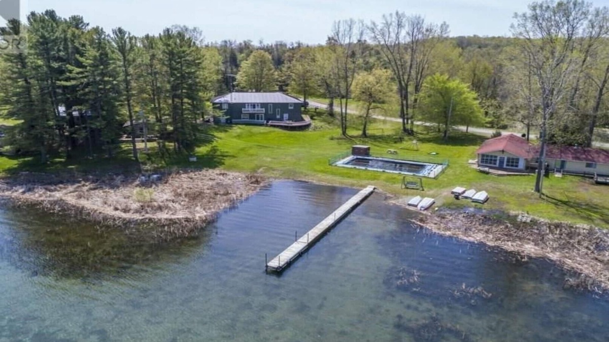 Milford House | The Big House on Smith's Bay - Sleeps 12
