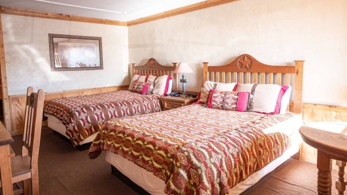Amarillo House | The Big Texan Double 209