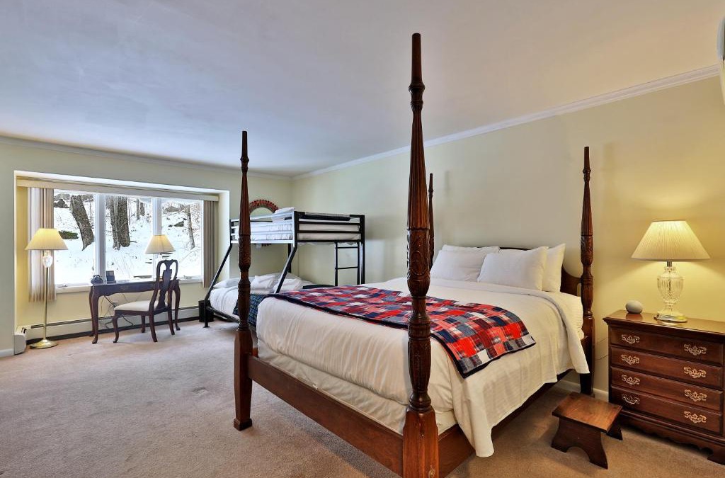 Killington Cabin | The Birch Ridge- Family Room #11 - Queen Bunkbed Suite in Killington, Vermont home