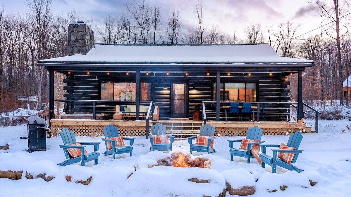 Sunderland Cabin | The Birchwood Cabin - Stunning Mountain Views
