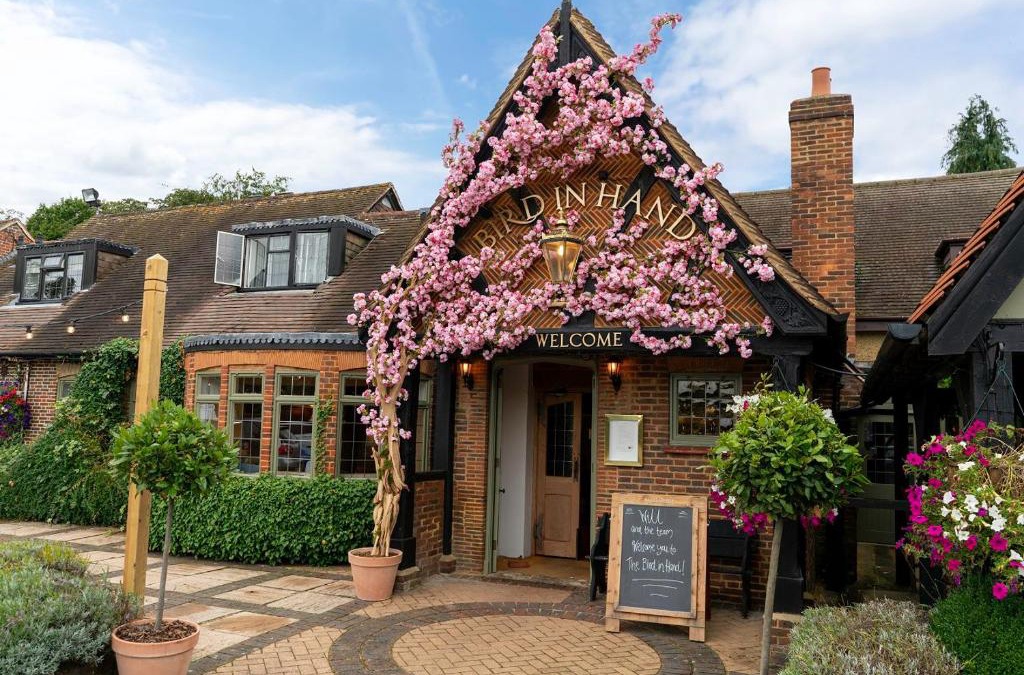 Knowl Hill Hotel | The Bird In Hand