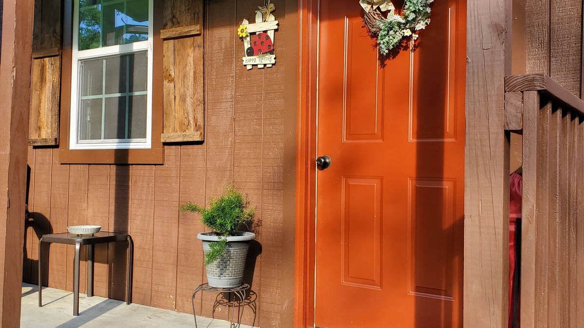 Macon Cabin | The BirdDog Farm Cabin #1