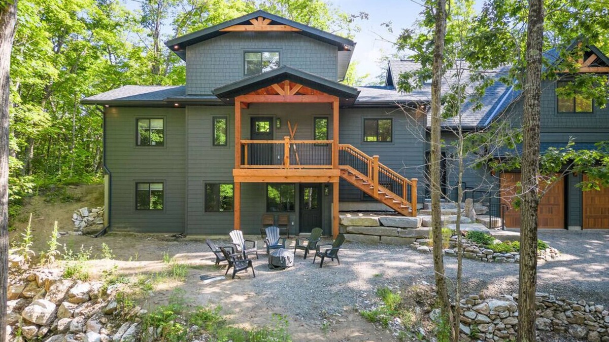 Calabogie Cabin | The Black Diamond Lodge