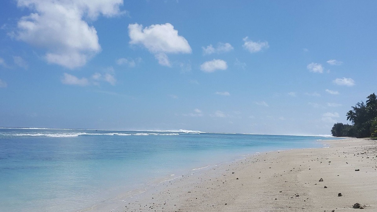 Arorangi Hotel | The Black Pearl Beach Side Apartments