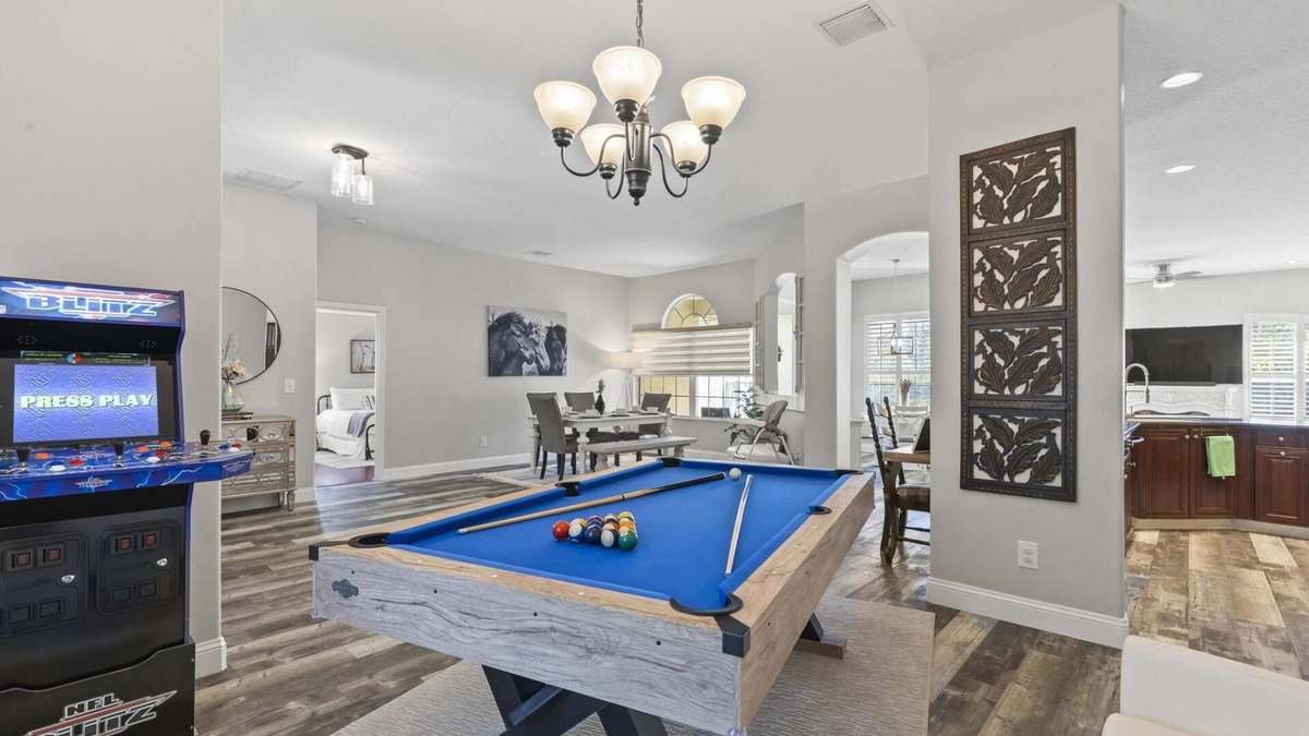 Palm Coast House | The Black Porcupine | Private Pool | Pool Table & Arcade | Large Home | Child Friendly | Palm Coast