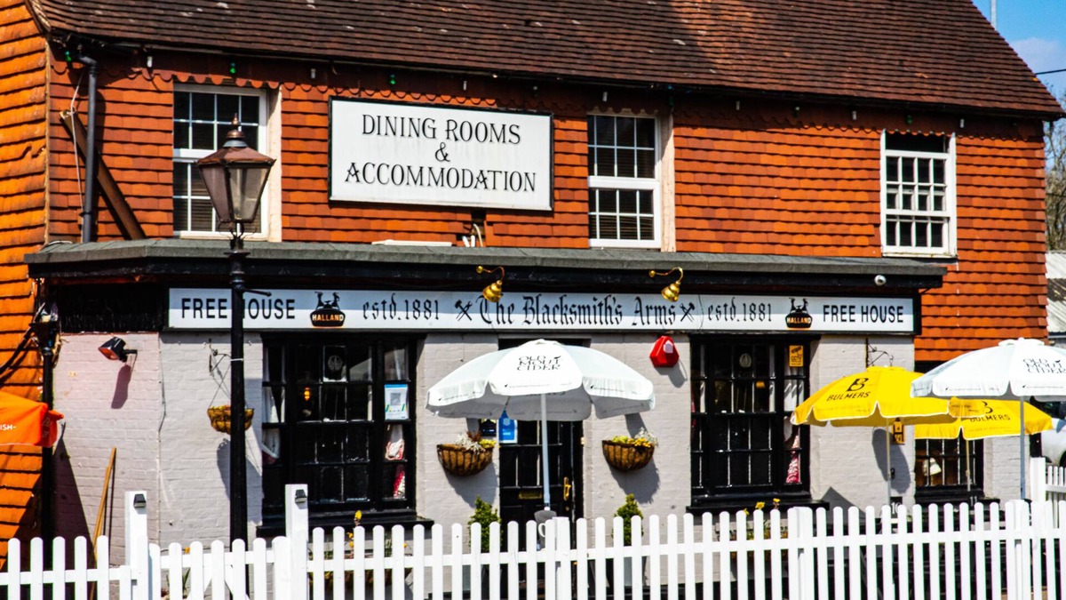 Halland Hotel | The Blacksmiths Arms