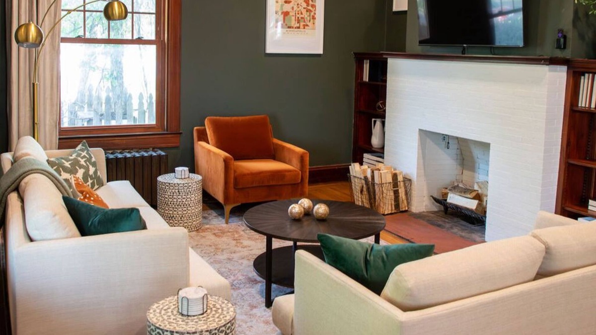 Whittier House | The Blais: Speakeasy Basement, 5 Mins To Downtown