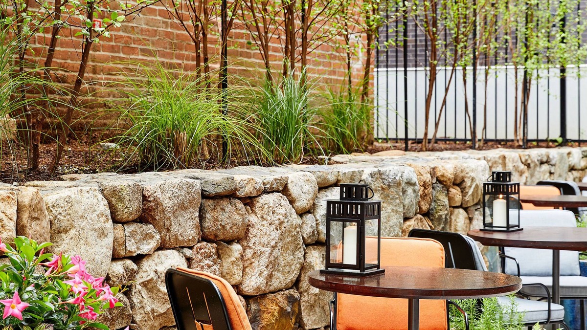 Downtown Hotel | The Blake Hotel