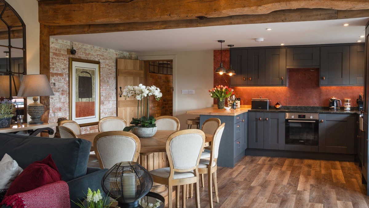 Quedgeley Apartment | The Blended Barn - Luxury Cottages