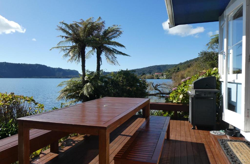 Rototai House | The Blue Bach - Lake Rotoiti Holiday Home