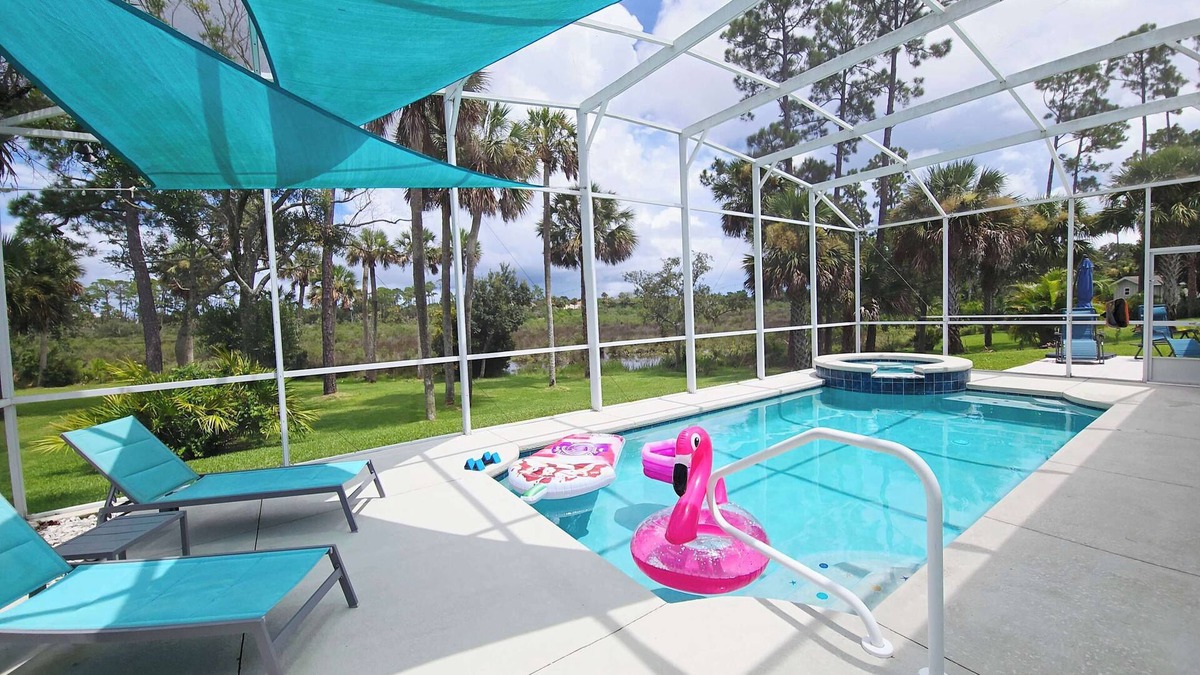 Palm Harbor House | The Blue Heron Summar