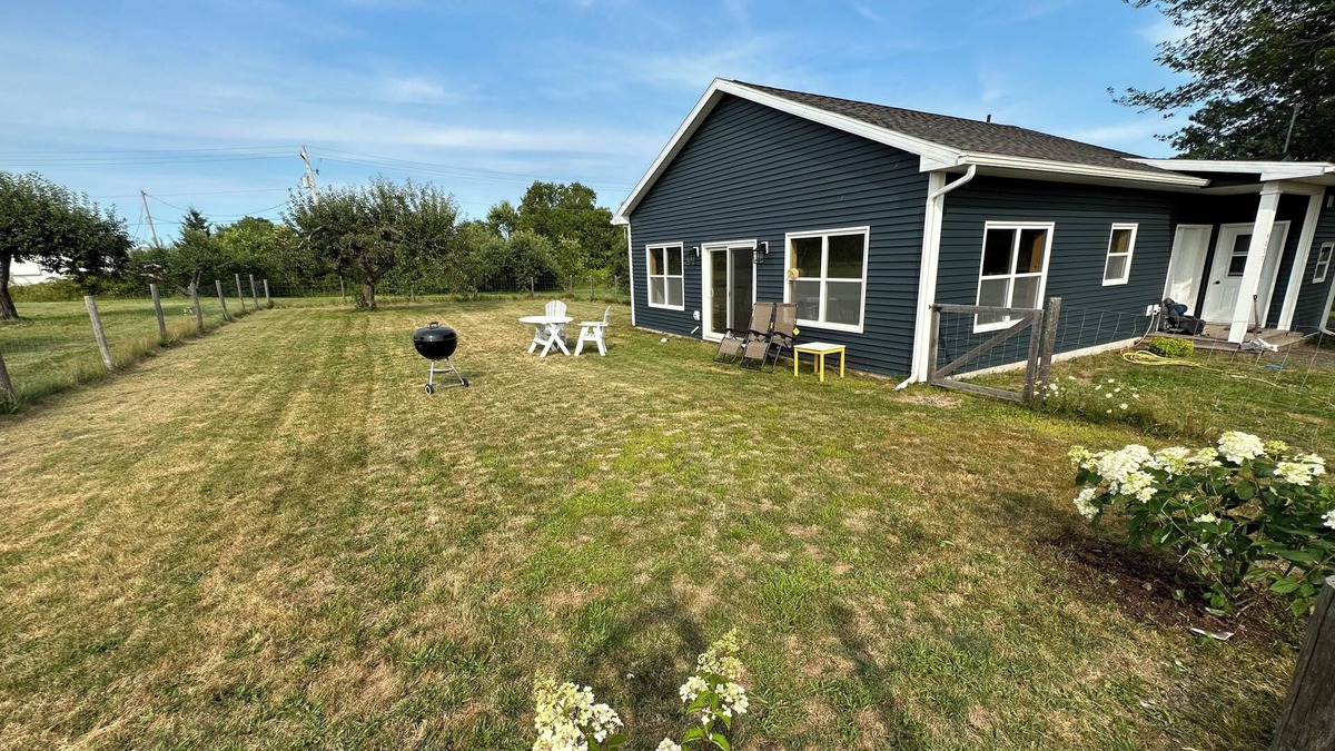 Bridgetown House | The Blue House in the Orchard