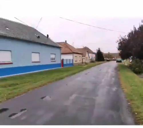 Csatalja House | The Blue