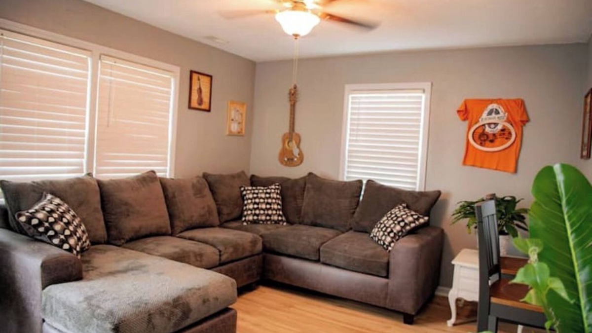 Owensboro House | The Bluegrass House