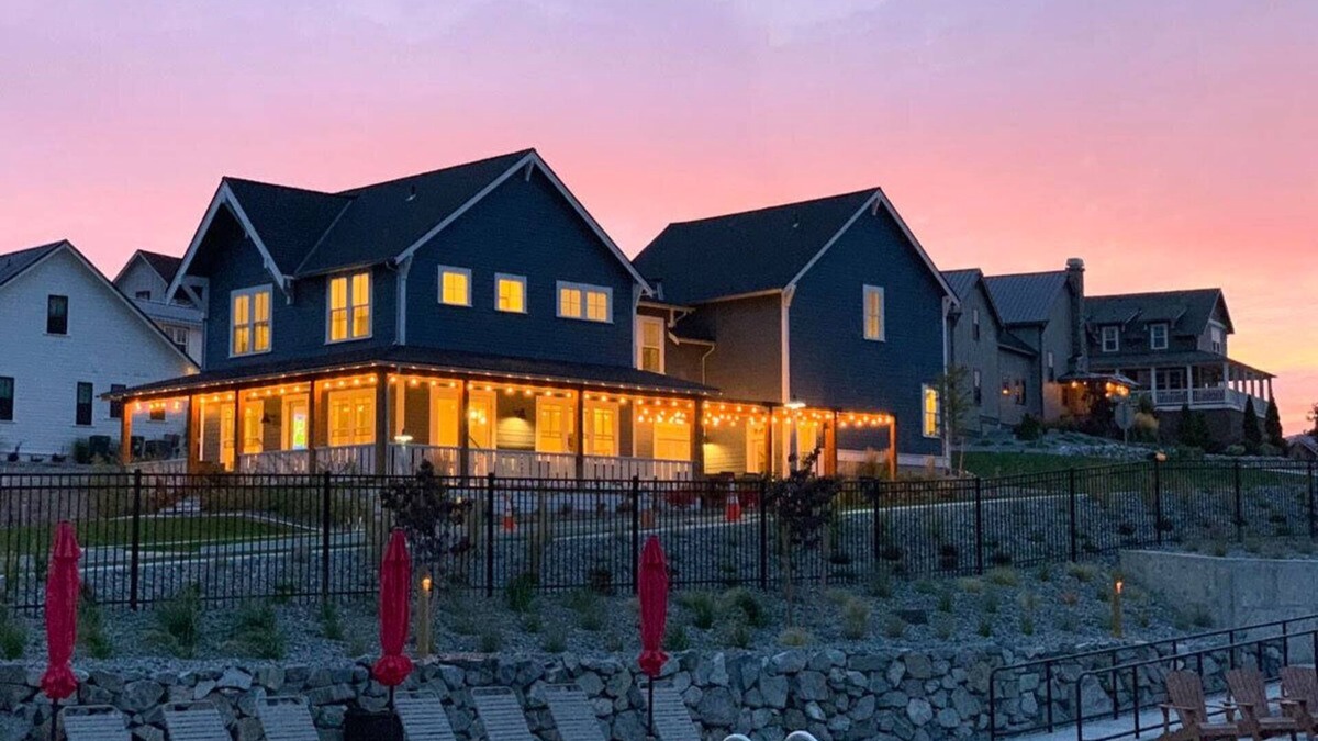 Chelan House | The Bluewater at The Lookout at Lake Chelan