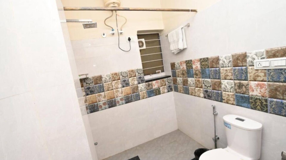 Lalkothi Bed & Breakfast | The BnB World-sustainable stay - Deluxe Double Room 3
