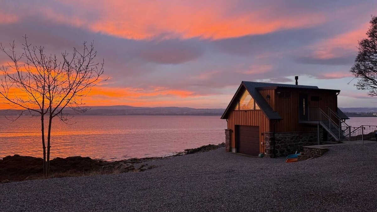 Inverness House | The Boathouse at Croft Downie