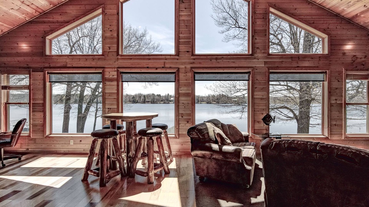Sand Creek House | The Boathouse Cabin @ McCann Lake