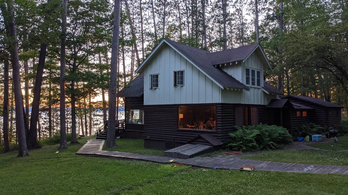 La Pointe House | The Boathouse Lodge on Madeline Island