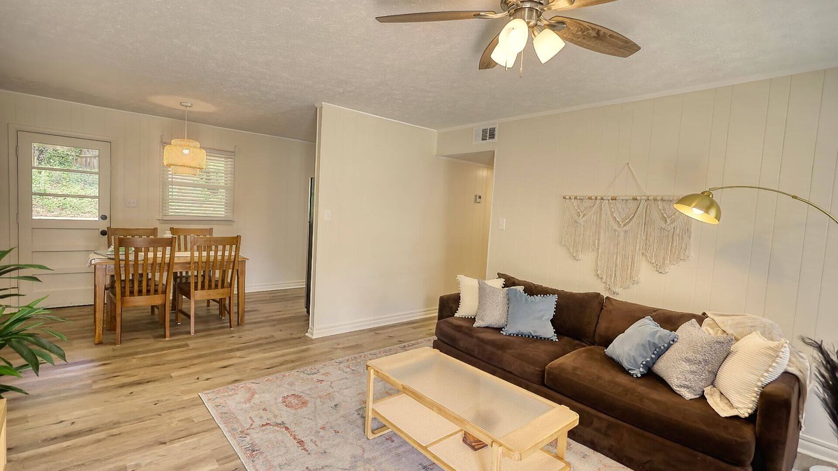 Covington House | The Bohemian- 1/2 mi from the Covington Square