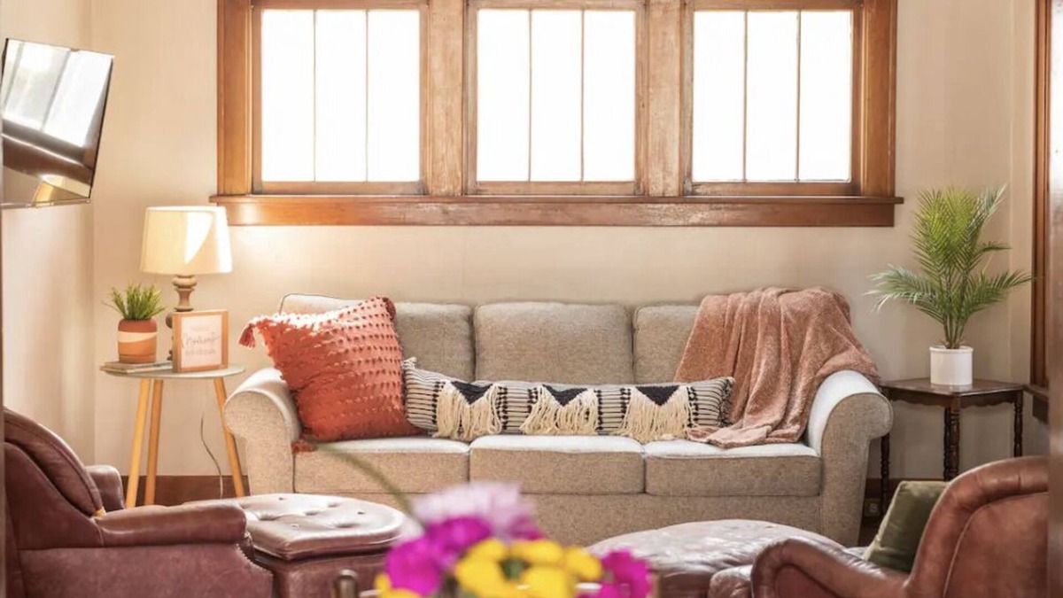 Alexandria House | The Boho Bungalow! Downtown Alexandria