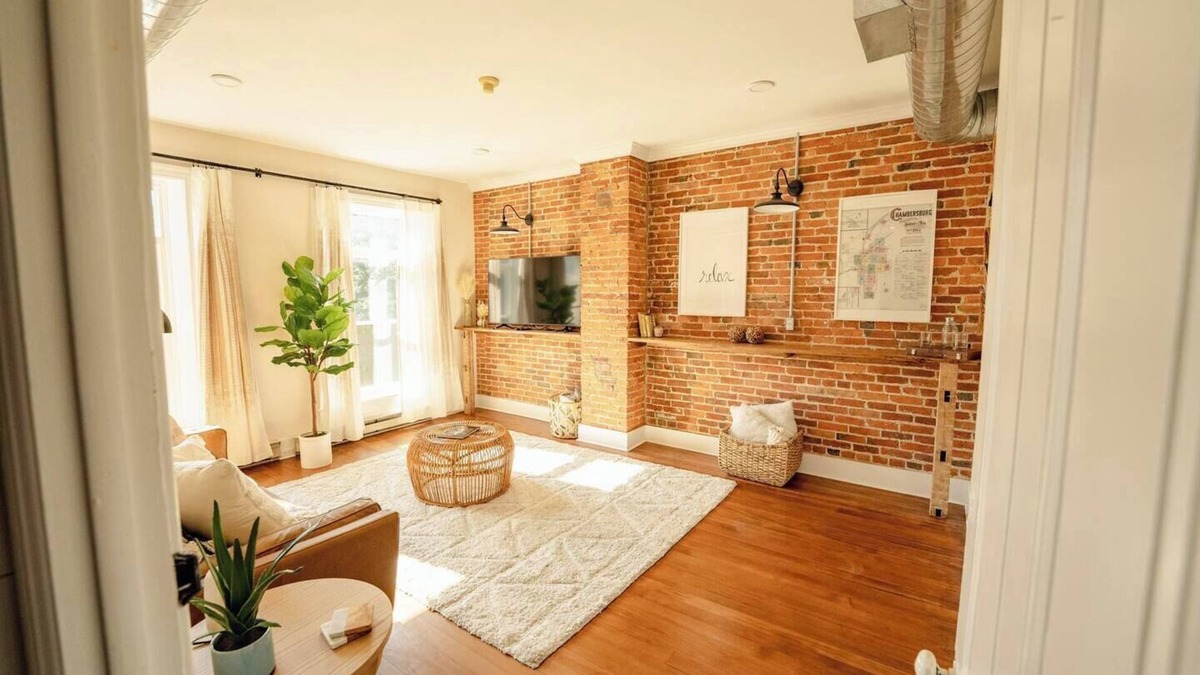 Chambersburg Apartment | The Boho Penthouse on Main