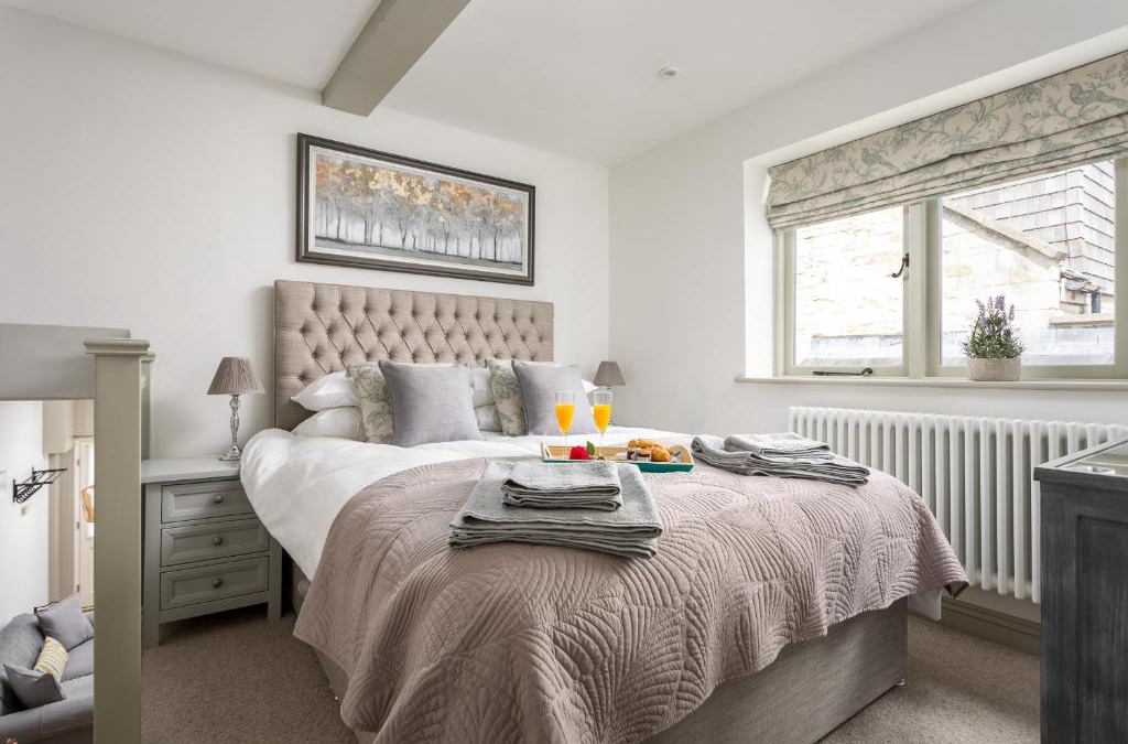 Winchcombe House | The Bolt Hole, Winchcombe, Charming Dog-Friendly Cottage