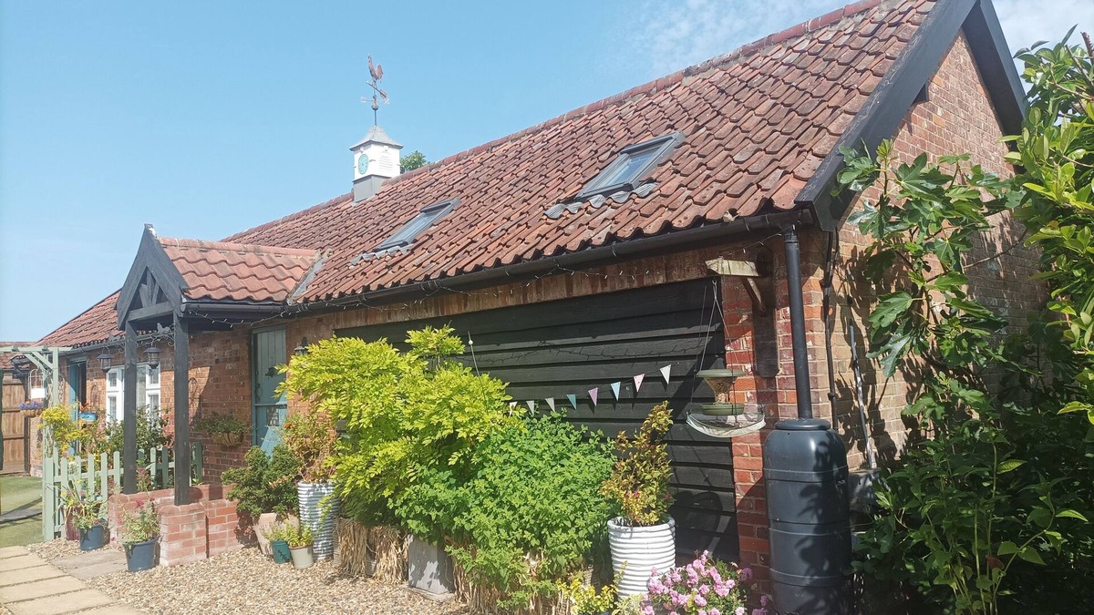Banham Cottage | The Borrowers - a fabulous romantic cottage for two in an idyllic location