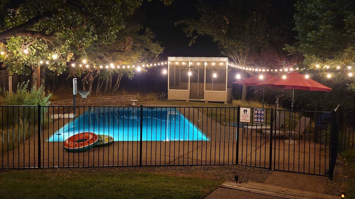 Redding Villa | The Bostonian▪︎Pool💦Hot Tub🌀 Arcade🎮Billiards🎱