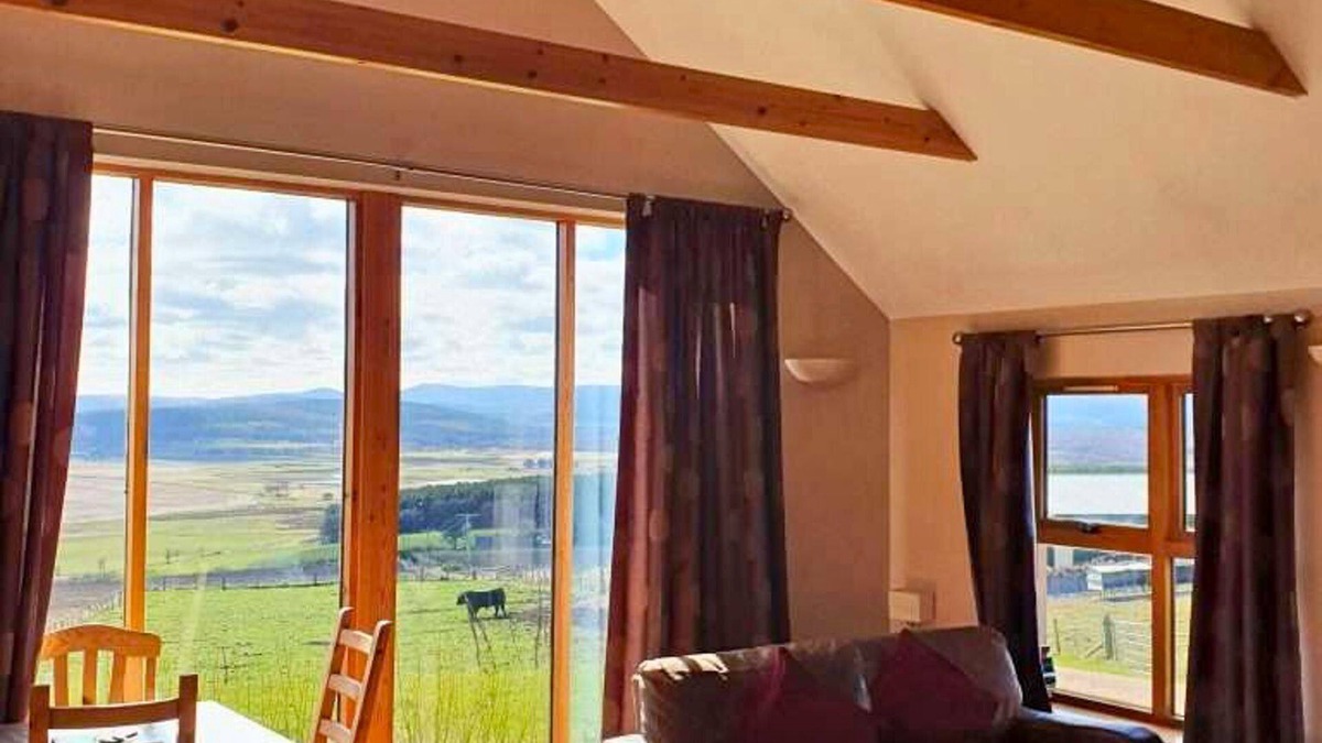 Logie Coldstone Cottage | The Bothy - a cottage that sleeps 4 guests in 2 bedrooms