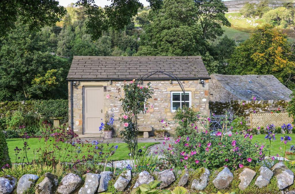 Arncliffe House | The Bothy