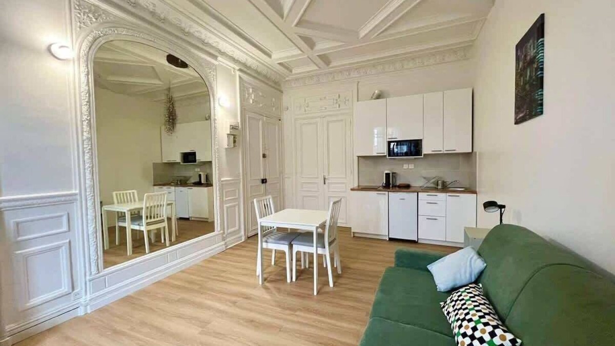 Chatou Apartment | The Boudoir - Close to Paris