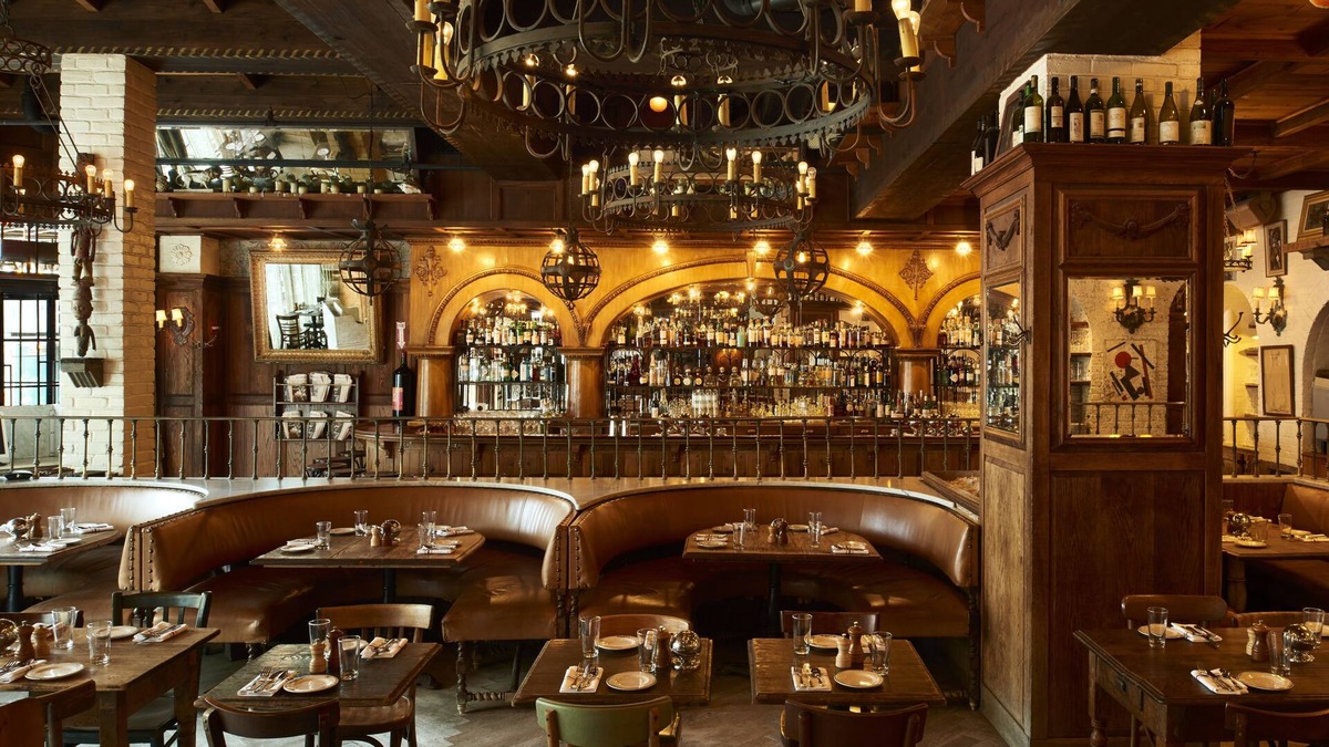 Ukrainian Village Hotel | The Bowery Hotel