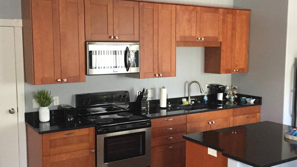 Iola Apartment | The Bowlus Suite on the historic square in Iola, Kansas.