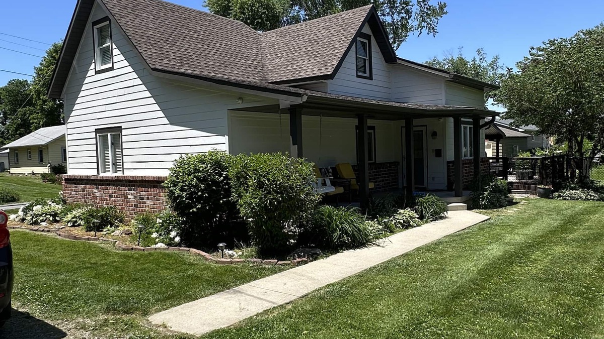 Pendleton House | The Brass Elephant on Taylor