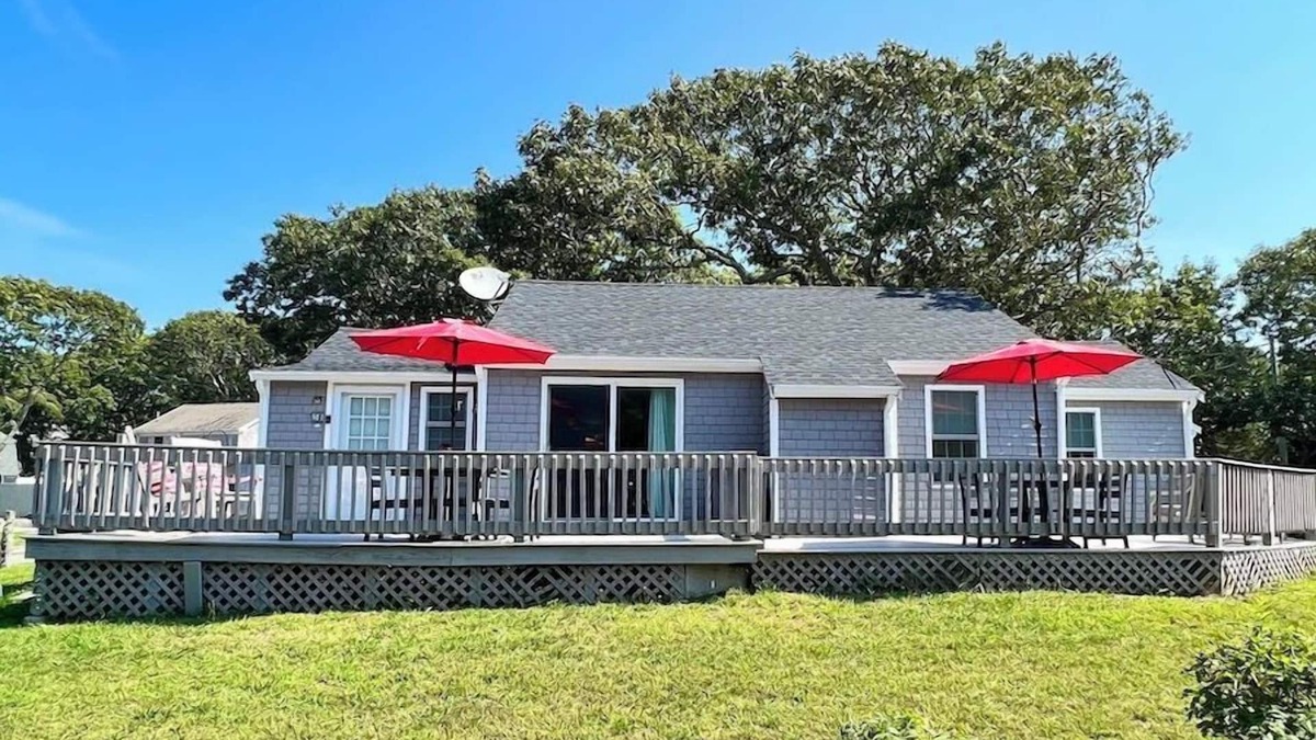 Hyannis Condo | The Breakwaters Hyannis - Your Home Away From Home! RPAM046