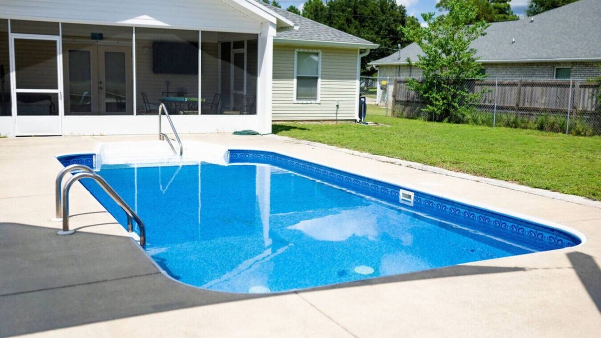 Navarre Apartment | The Breeze Emerald coast home in Navarre