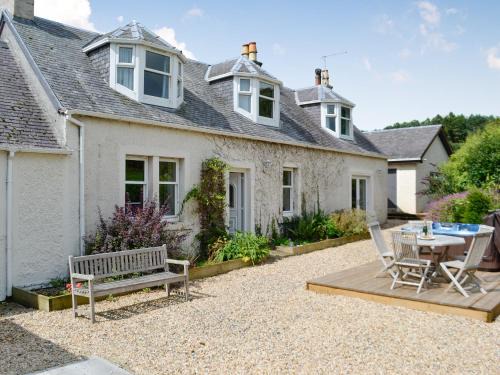 Mauchline House | The Brewers Cottage