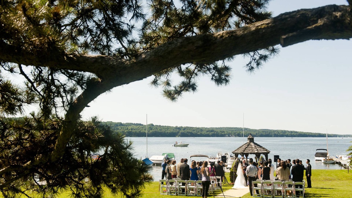 Cazenovia Hotel | The Brewster Inn
