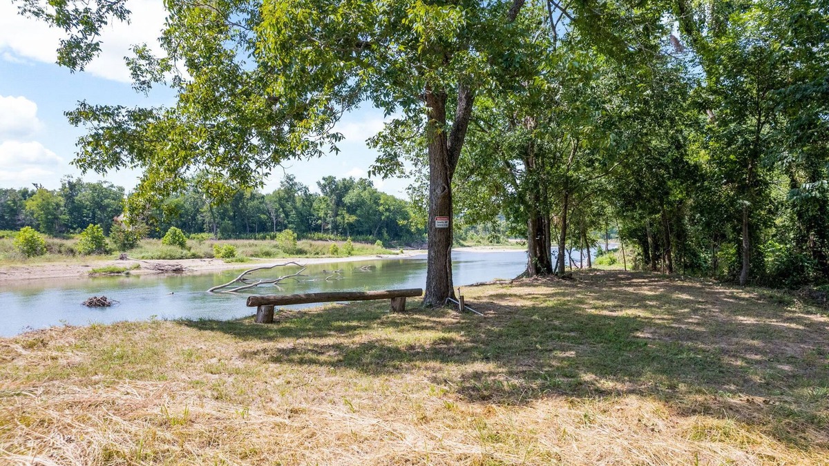 Tahlequah House | The Brice House at Chillinois