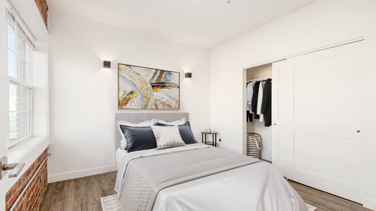 Near East Columbus Apartment | The Broad - Modern Design kitchen & Pet Friendly