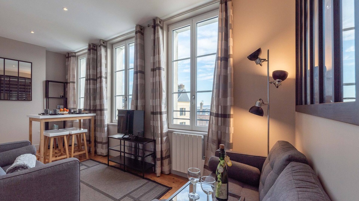 Honfleur Apartment | The Bucailleries on the 1st floor 2 bedrooms 2 bathrooms