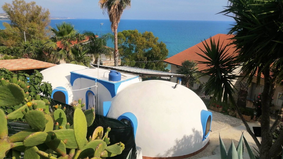 Sciacca House | The bungalow between sea and nature for your dream vacation.