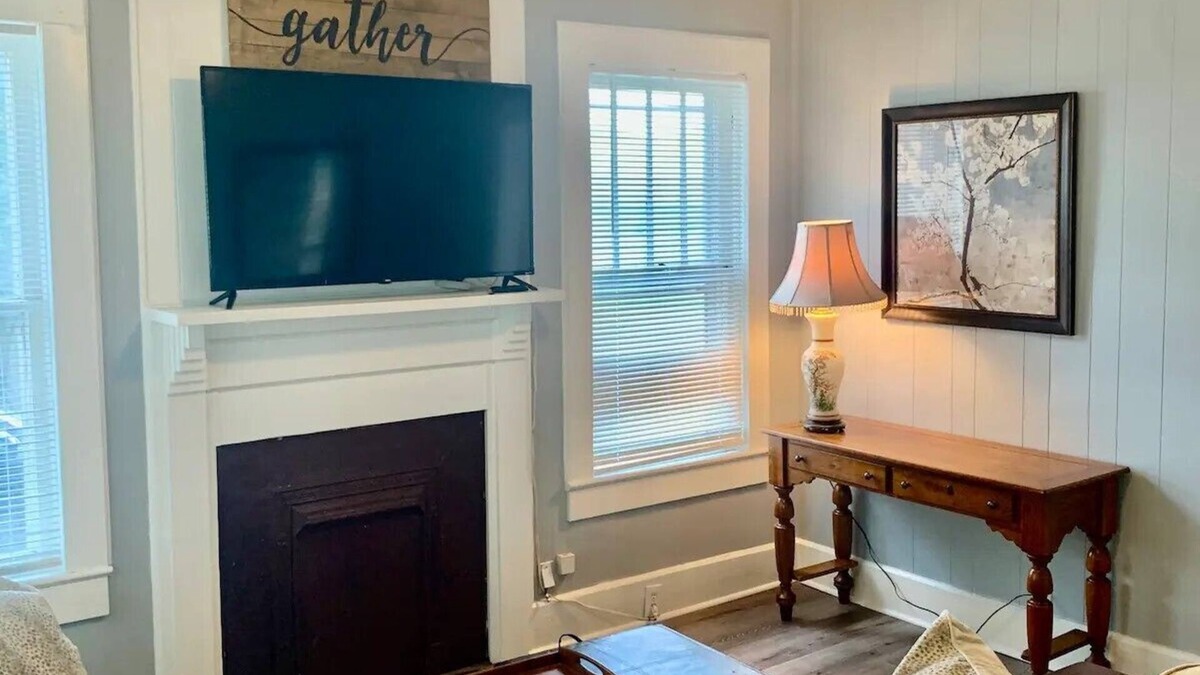 Florence House | The Bungalow - Charming 3-bedroom house close to everything in Florence