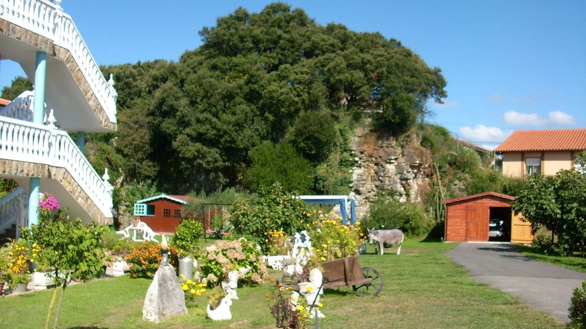 Somo Apartment | The Burby III apartment with garden in Somo (Cantabria).