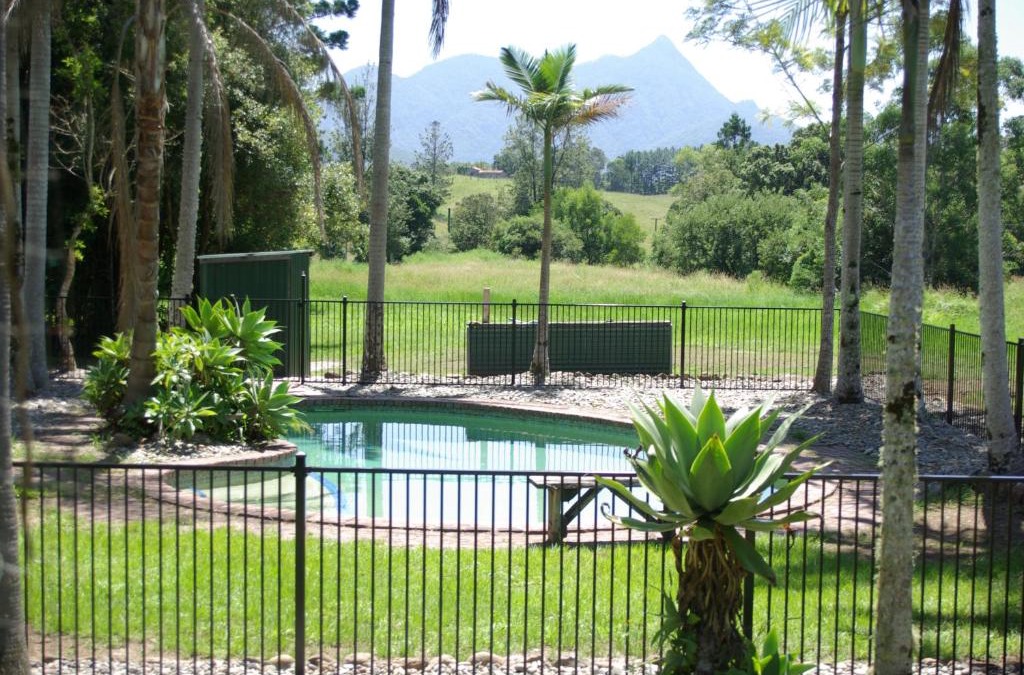 Midginbil Hotel | The Bushranger Hideaway