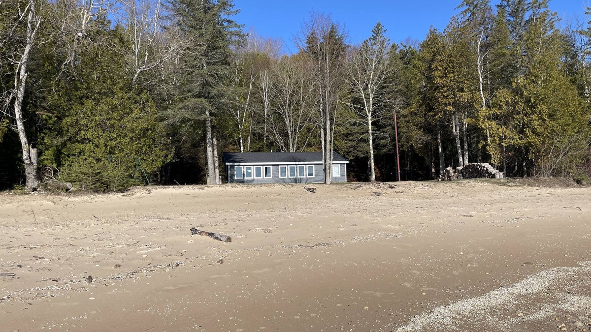 Manistique Cottage | The Cabin at Bursaw Beach