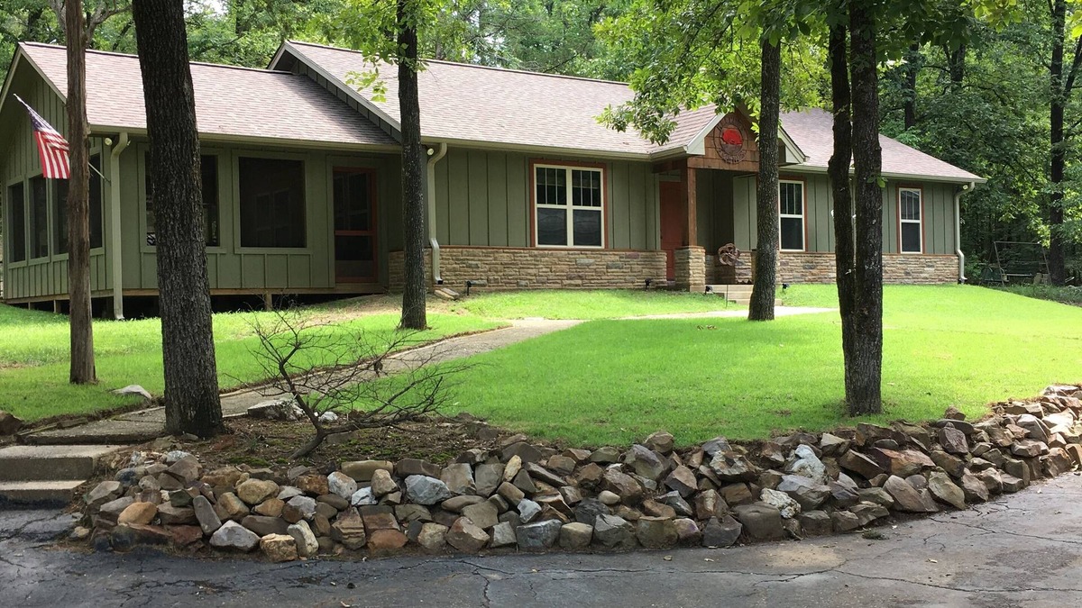 Kirby Cabin | The Cabin at Skinny Dip Cove Lake Greeson, Arkansas