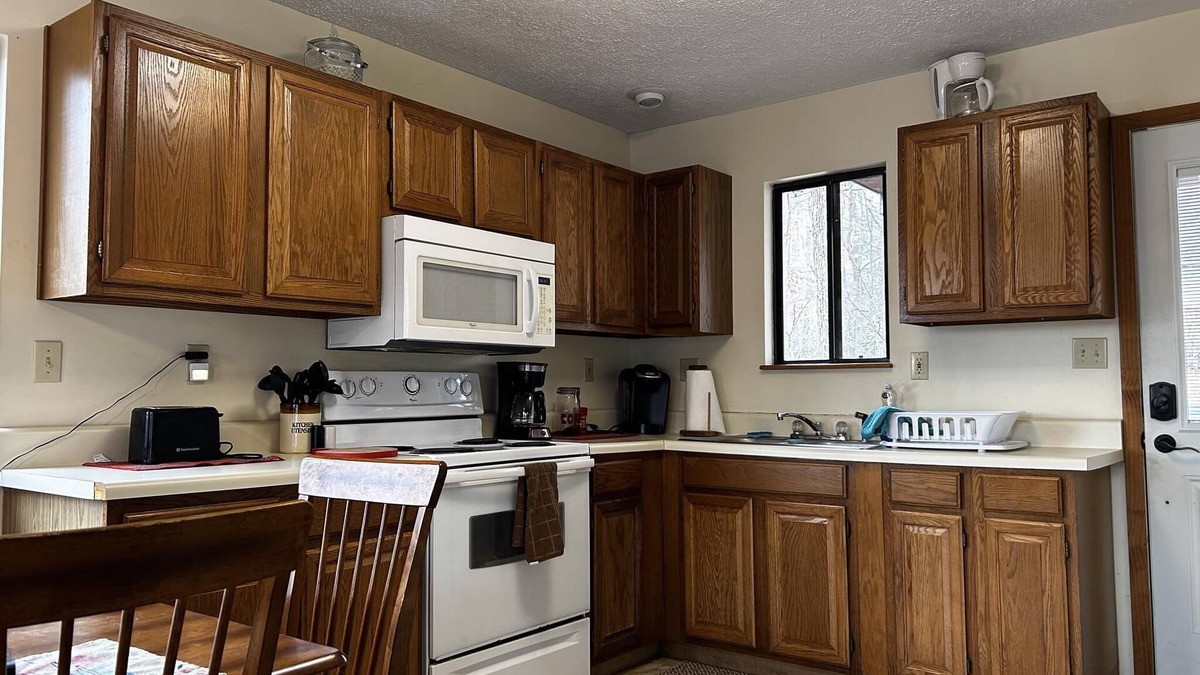 Alpine Lake Cabin | The Cabin located in Beautiful Alpine Lake Resort